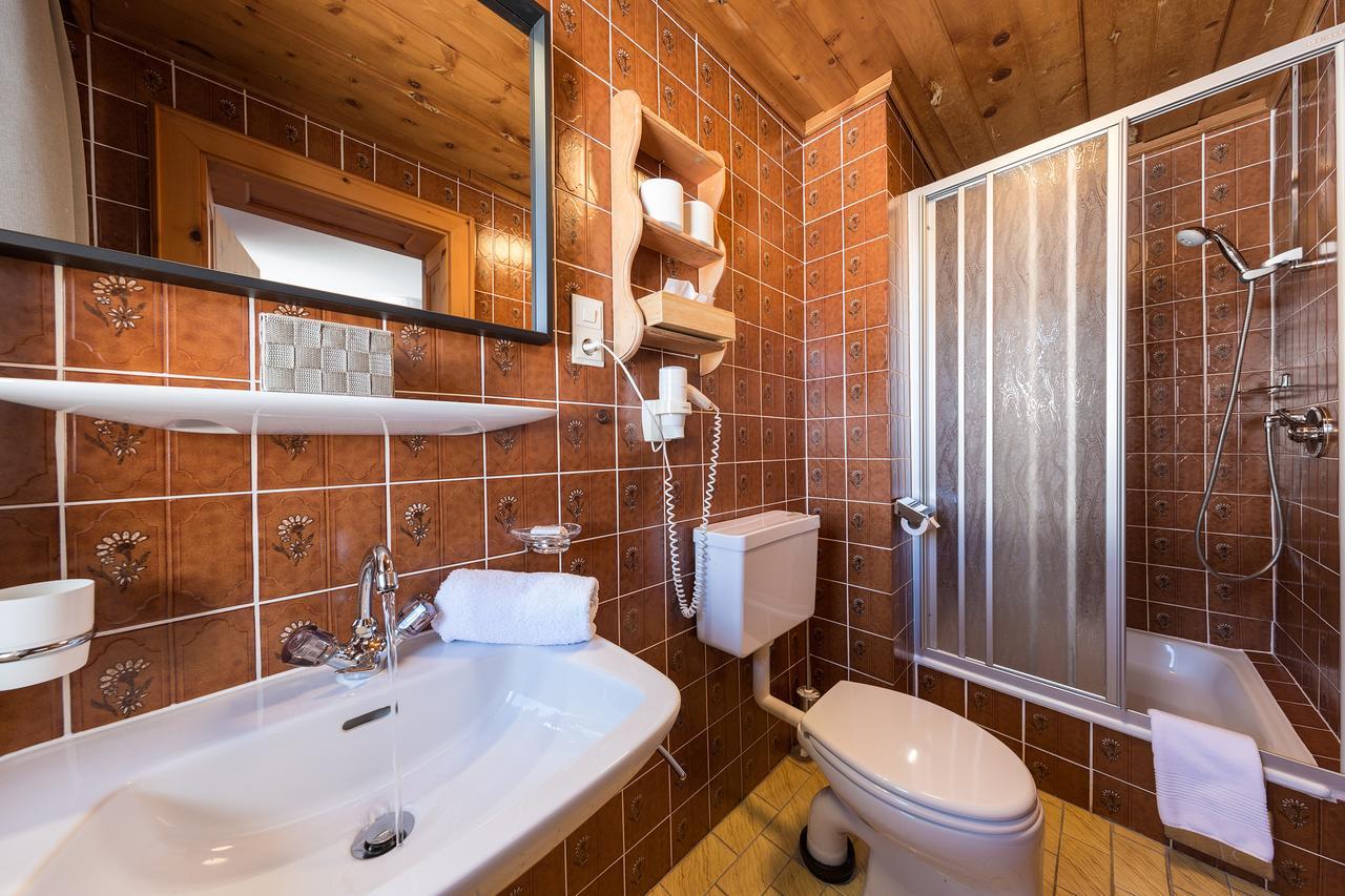 Haus Gollas Sankt Anton am Arlberg Exteriör bild
